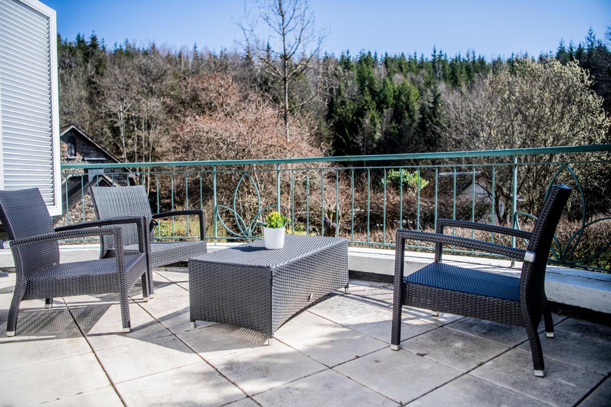Hotel Les Ardillieres Du Pont D'Oye Habay-la-Neuve Bilik gambar