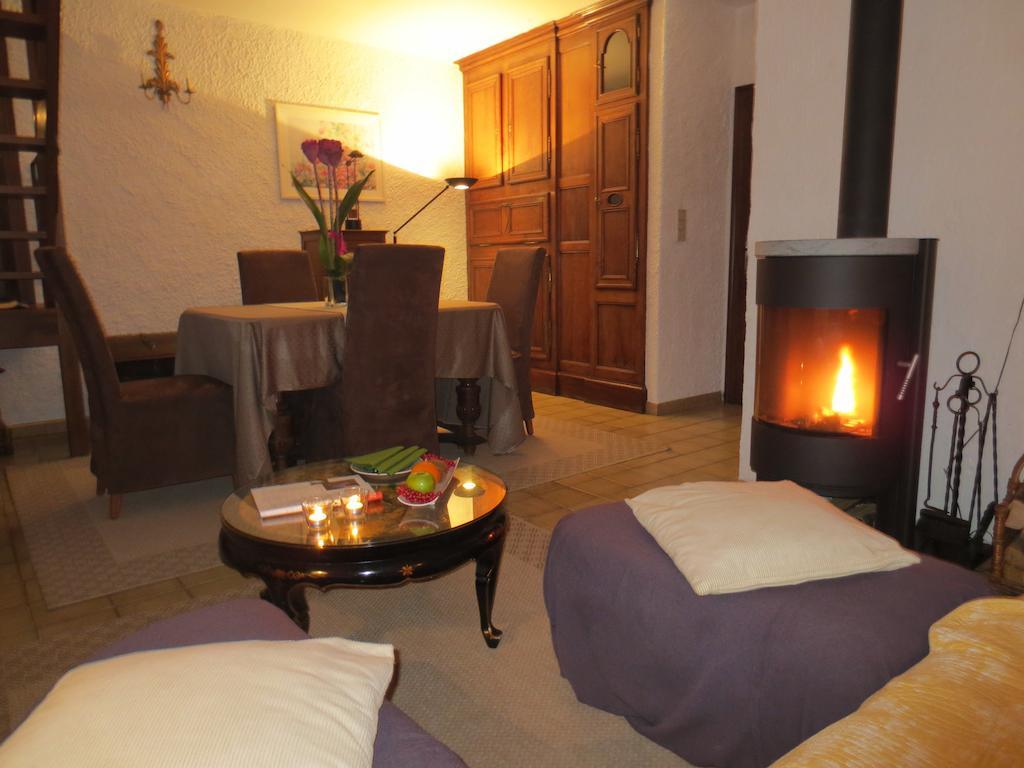 Hotel Les Ardillieres Du Pont D'Oye Habay-la-Neuve Bilik gambar